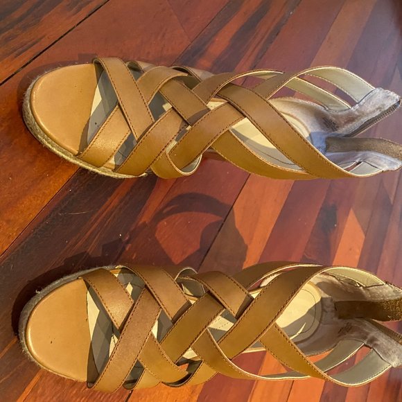 Tahari strappy wedges, sz. 8.5 - Picture 3 of 5